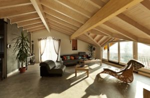 Servicios Integrales 61 Imagen del interior de un ático en madera